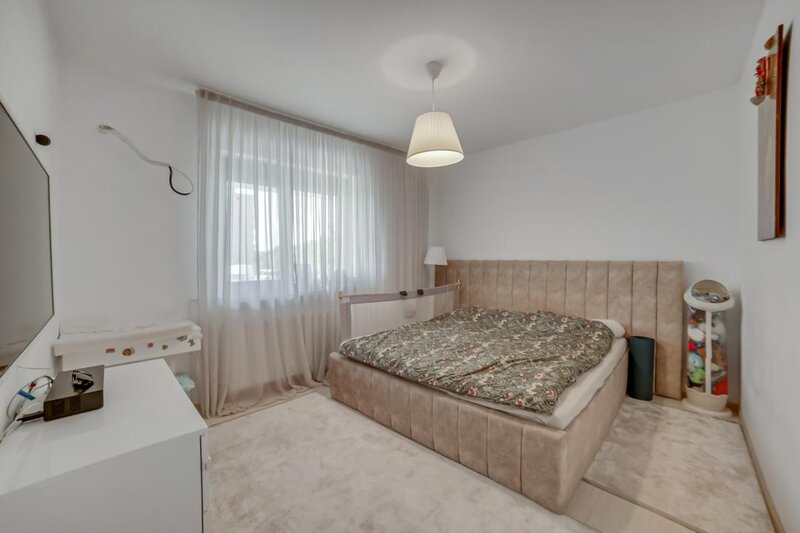 Gheorghe Ionescu Sisesti 119, suprafata totala 145 mp, ready to move in, decomandat,